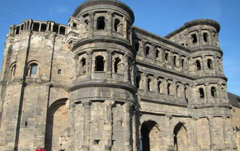 Porta Nigra